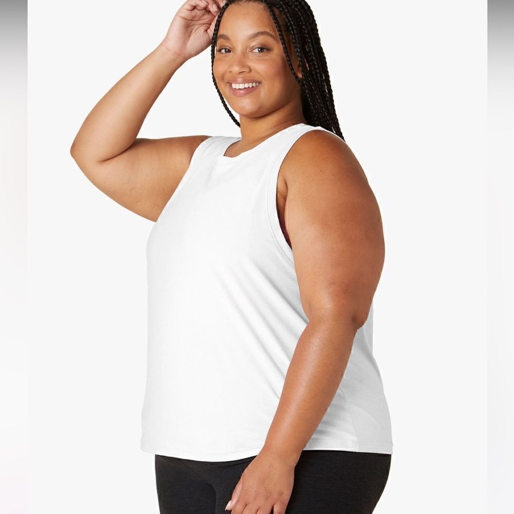 Featherweight Balanced Muscle Tank
